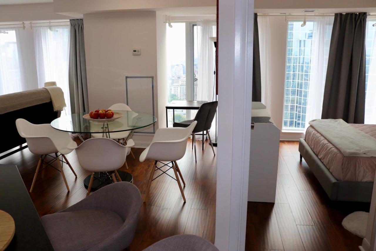 Apartment/2Bedrooms/2 Full Bathrooms/Free Parking Торонто Экстерьер фото