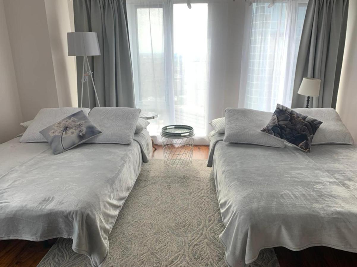 Apartment/2Bedrooms/2 Full Bathrooms/Free Parking Торонто Экстерьер фото